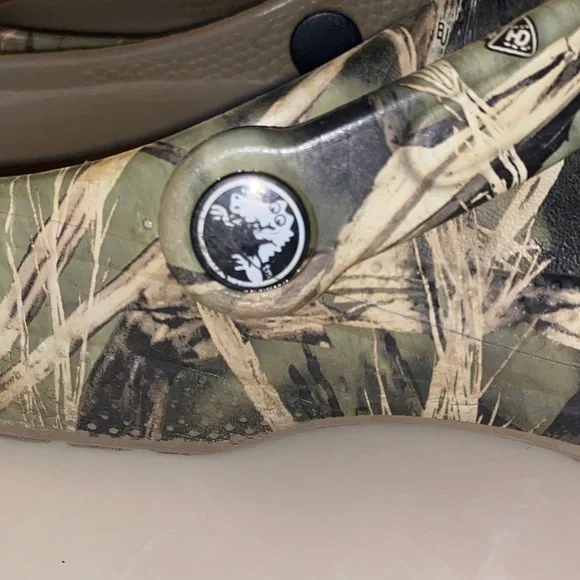 Camouflage Crocs - Picture 7 of 9